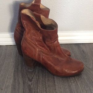 Women’s Frye boots